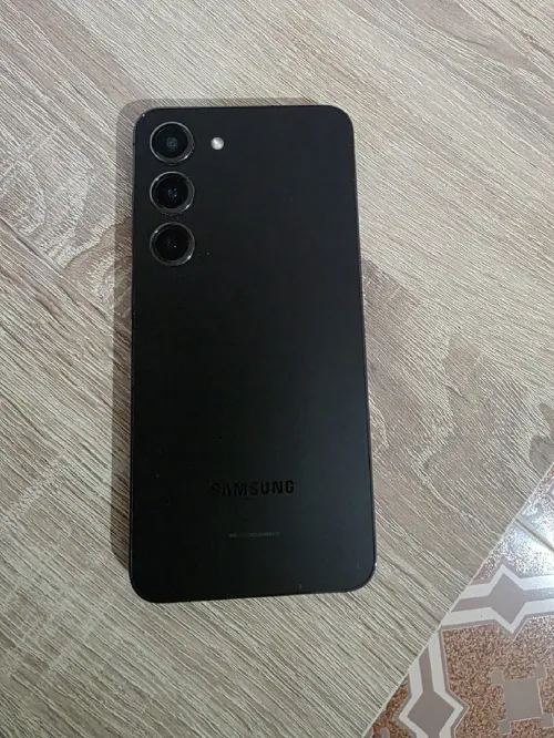 Samsung S23
