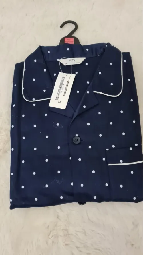 طقم بيجامة Marks & Spencer الأصلي  راحة وأناقة لا تقاوم (متوفرة بعدة مقاسات)