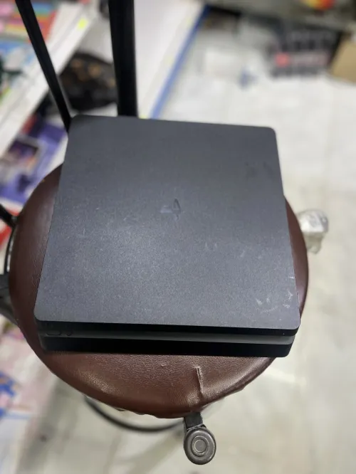 PlayStation 4 500GB