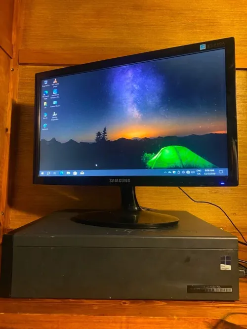 PC bureau ThinkCenter + Ecran Samsung + Cables tout neufs