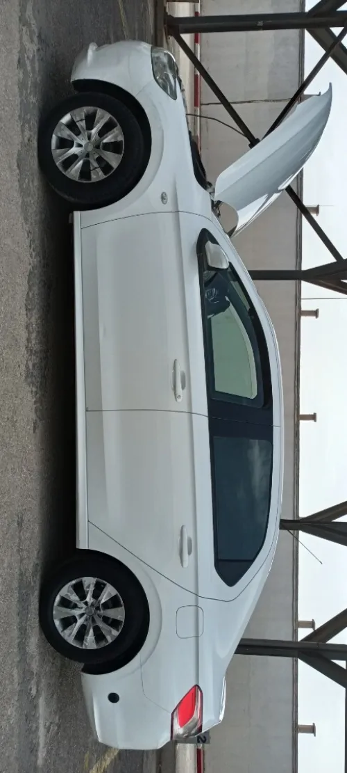 Peugeot 301 2014 Active