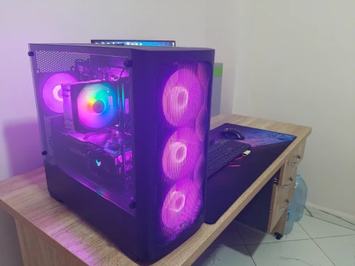 Pc Gamer etat presque neuf