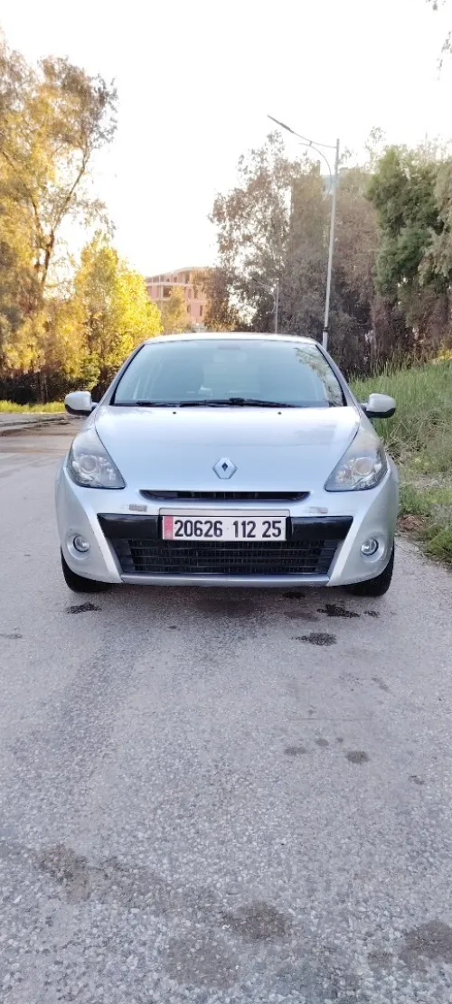 Renault Clio 3 2012 Night and Day