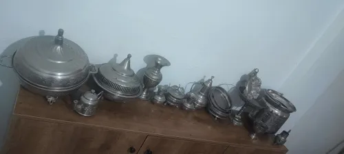 أواني منزلية تقليدية نحاسية