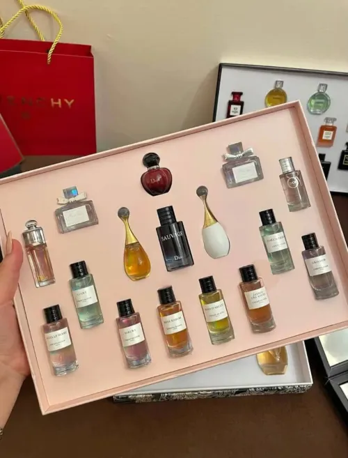 Coffre Christian dior mini parfume