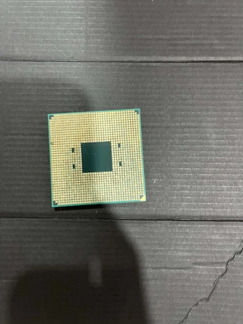 Processeur AMD Ryzen 3 PRO 4350G (4 Cores / 8 Threads)