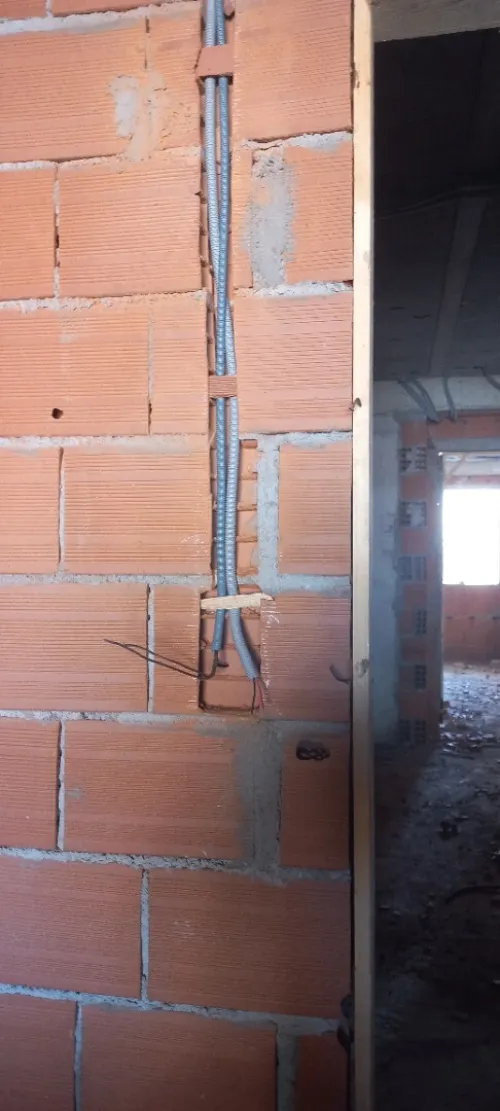électricien bâtiment كهربائي