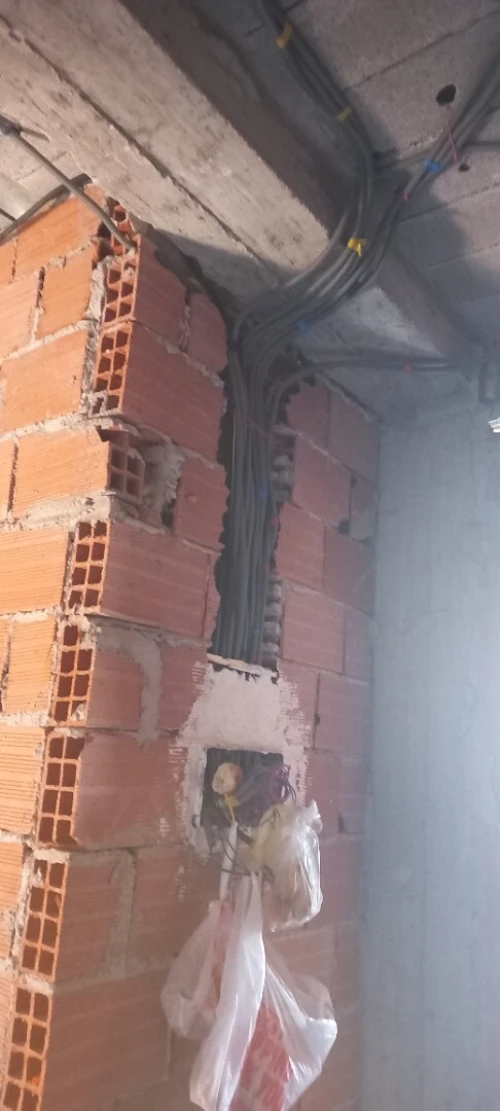 électricien bâtiment domotique (smart home )منازل ذكية) كهربائي)