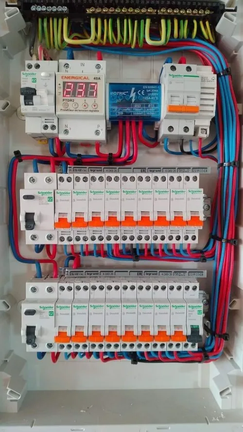 électricien bâtiment domotique (smart home )منازل ذكية) كهربائي)