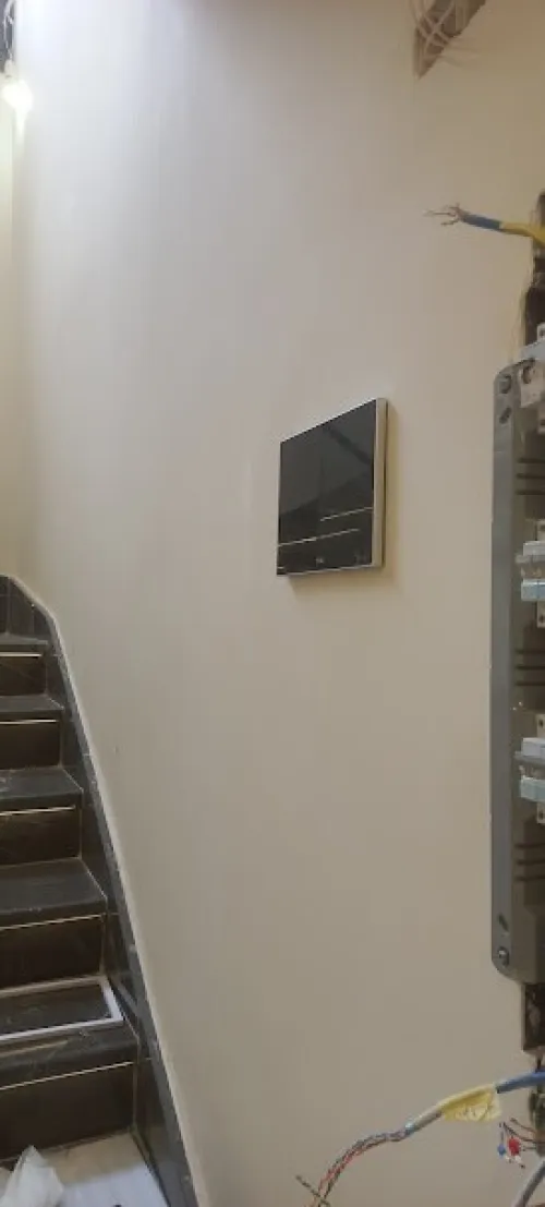 électricien bâtiment domotique (smart home )منازل ذكية) كهربائي)