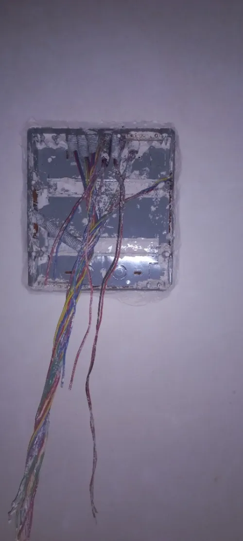 électricien bâtiment domotique (smart home )منازل ذكية) كهربائي)
