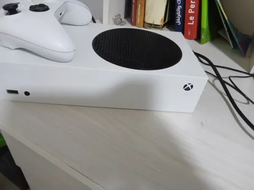 Xbox serie 512 gb +battlfield 6 offert