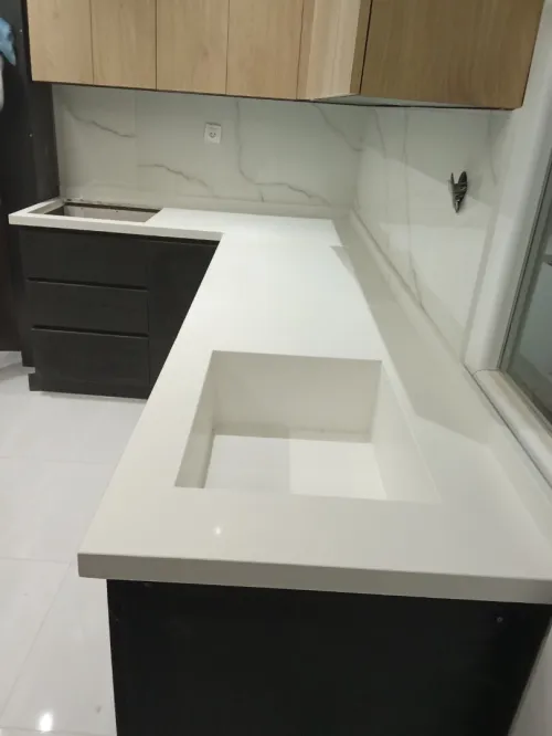 Marbre et Quartz et Granite