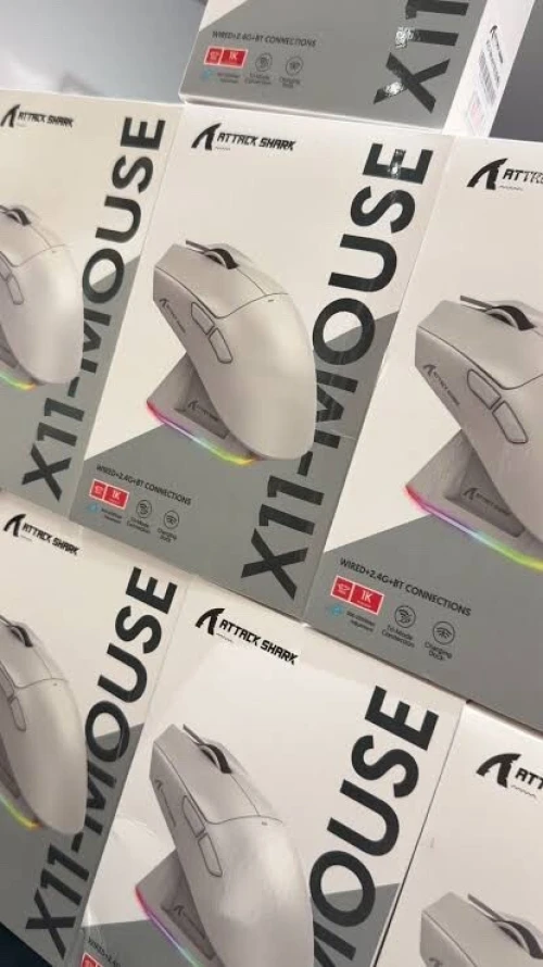 Attack Shark X11 souris black and white