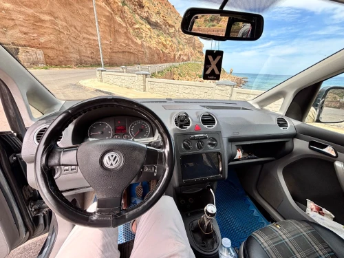 Volkswagen Caddy 2011 