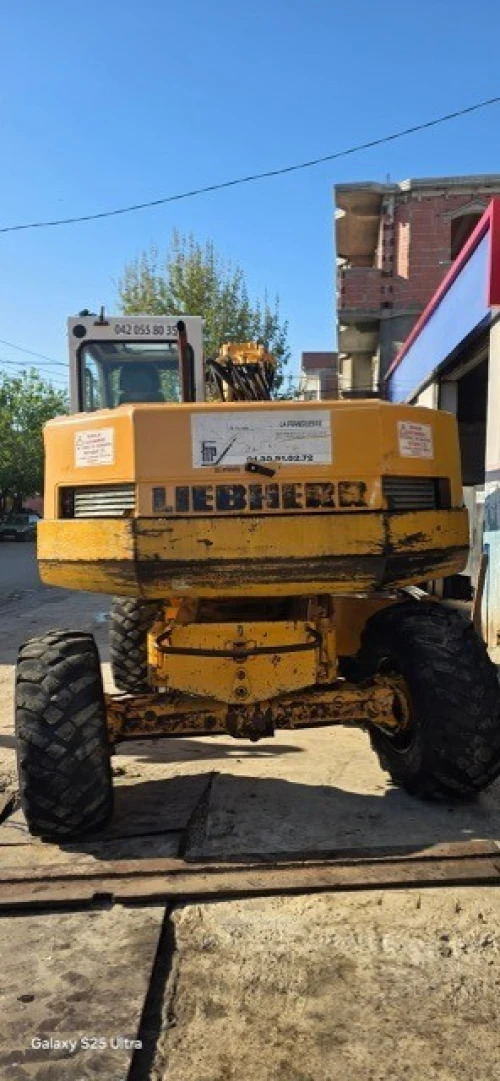 LIEBHERR312 EXCAVATRICE 1997