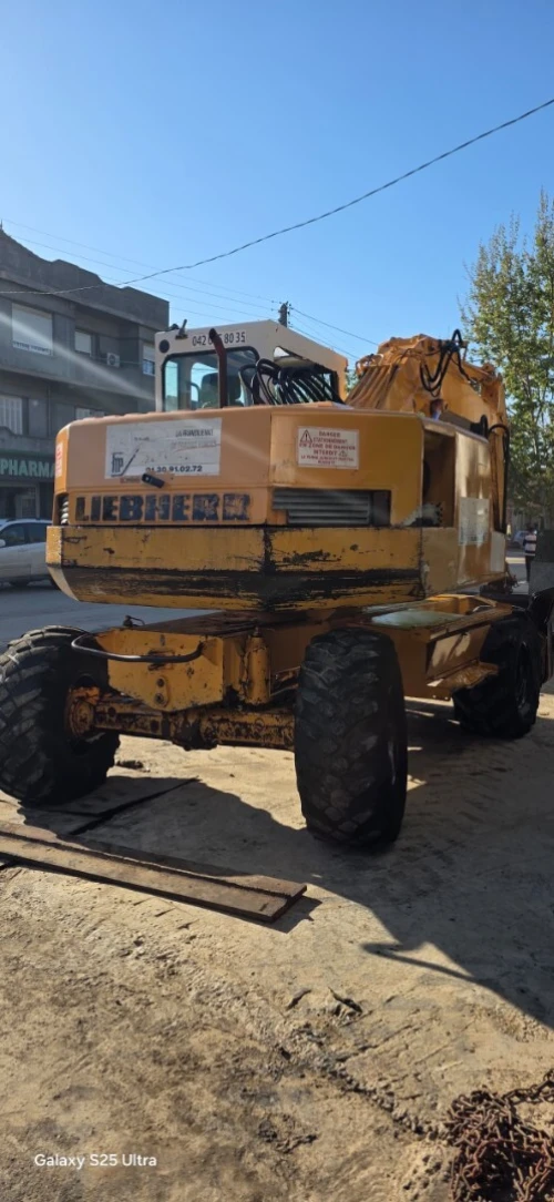 LIEBHERR312 EXCAVATRICE 1997