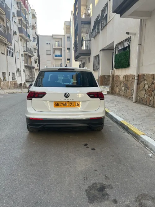 Volkswagen Tiguan 2021 Active