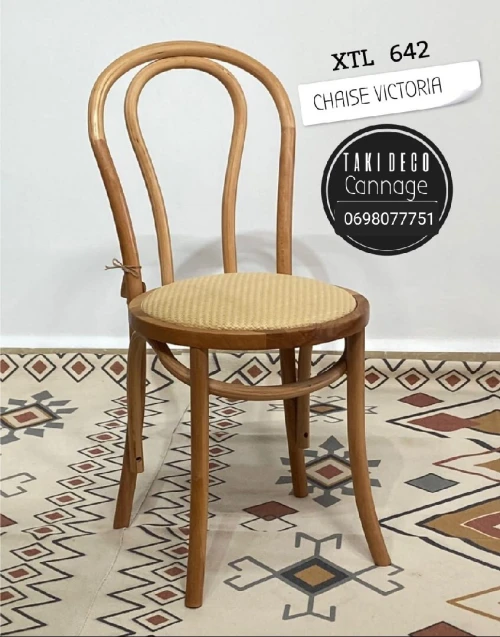 CHAISE VICTORIA