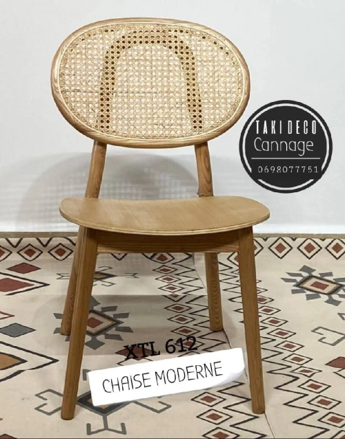 CHAISE MODERNE
