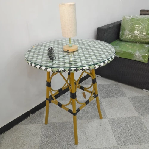 Table ronde parisienne Ø 0,70 m  Nouvel arrivage
