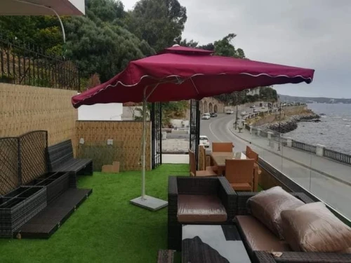Parasol en Aluminium avec Tissu Haut de Gamme et Design Innovant 2.5 m X 2.5 m