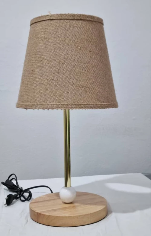 **** NOUVEAU **** Ventre en gros veilleuse  V001