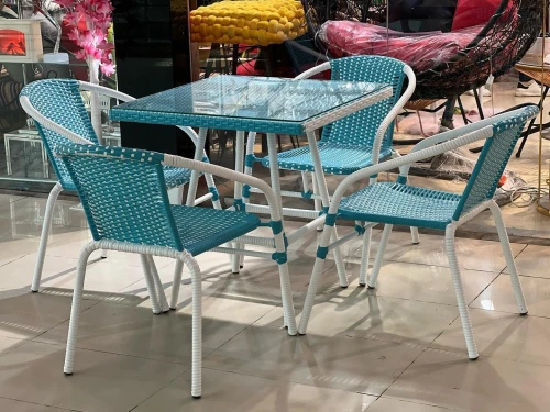 TABLE CARRE DEMONTABLE