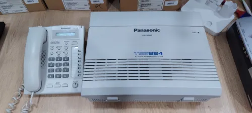 Standard tes 824 avec poste opèrateur