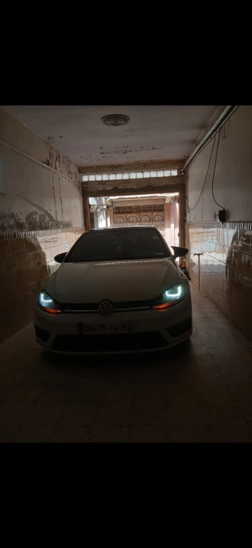 Volkswagen Golf 7 2014 R lien