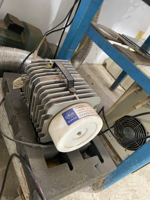 Machine de gravure & découpe laser Co2(30x40)