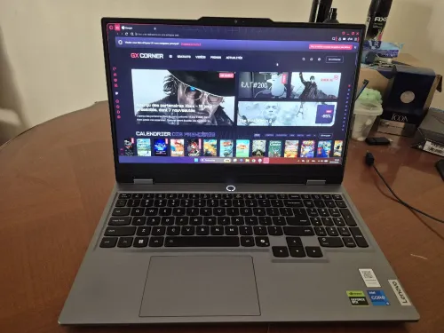 Lenovo LOQ - I5 / 13ém HX - RTX 5050 - Ecran FHD 144 hz + 512 gb SSD