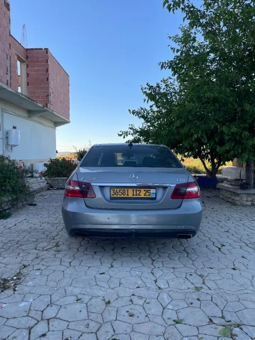 Mercedes Classe E 2012 AVANTGARDE Pack AMG