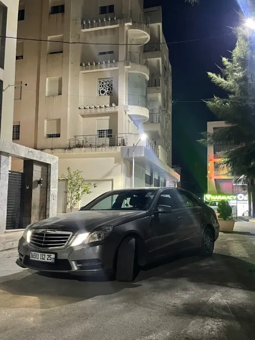 Mercedes Classe E 2012 AVANTGARDE Pack AMG