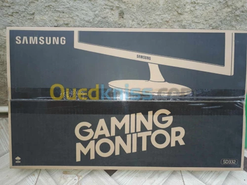 SAMSUNG GAMING MONITOR