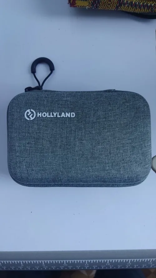 ميكروفون لاسلكي احترافي Hollyland Lark M1 ORIGINAL مثالي لليوتيوبرز وصنّاع المحتوى - جديد ما تفتحش!