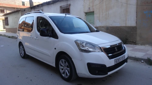 Peugeot Partner 2015 Tepee Allure 