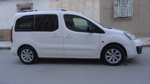 Peugeot Partner 2015 Tepee Allure 
