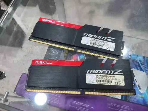 RAM GSKILL TRIDENT Z 8+8GB 3200MHZ CL16