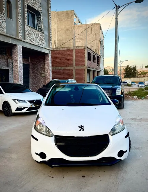 Peugeot 208 2012 Access
