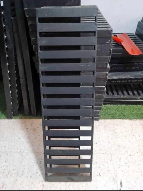 Fournisseur Tampon regard en aluminium Clapet a valoir en acierGrille caniveau en acier