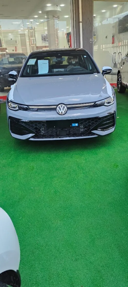 Volkswagen Golf 8 2025 R-Line