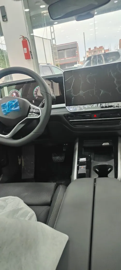 Volkswagen Passat 2025 Pro