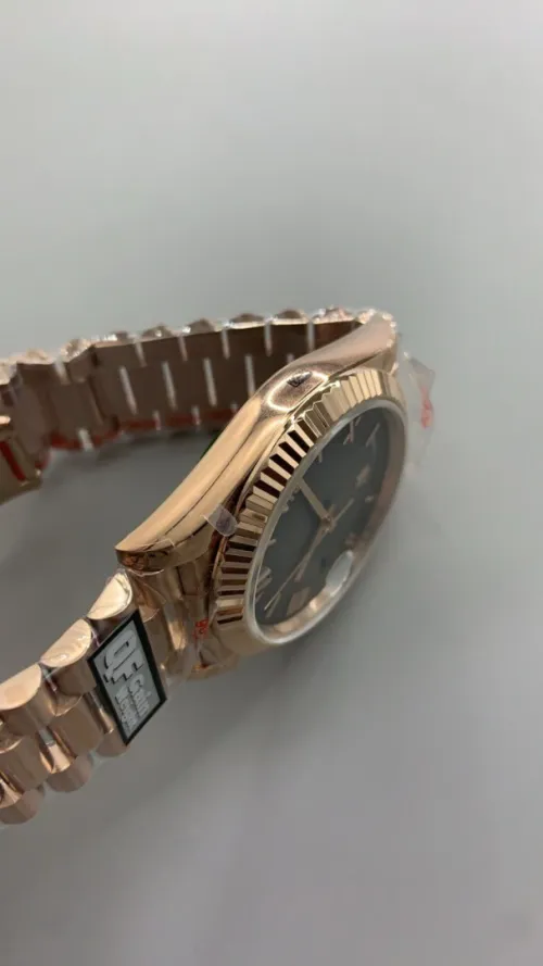 Montre Rolex DayDate RoseGold (Clean / Clone)
