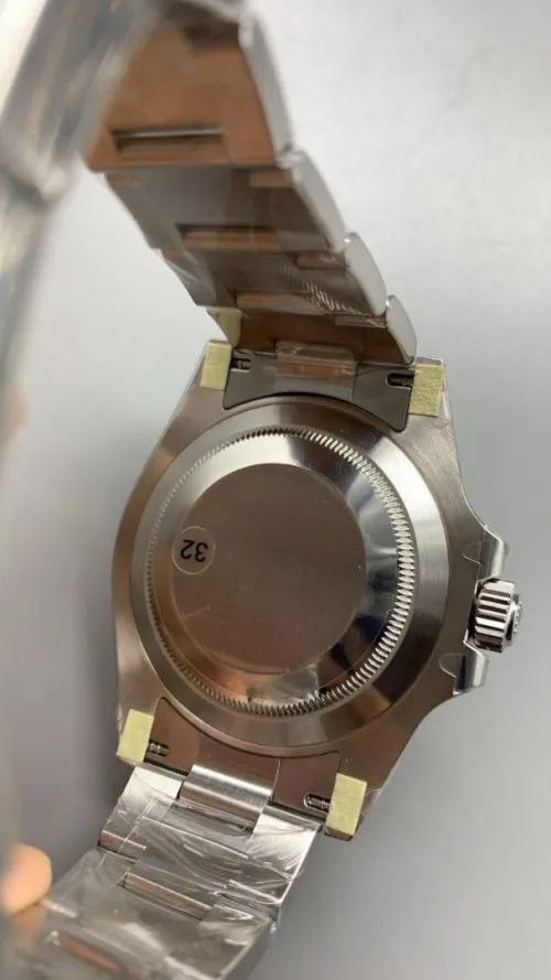 Montre Rolex GMT MASTER II RootBeer (Clean / Clone)