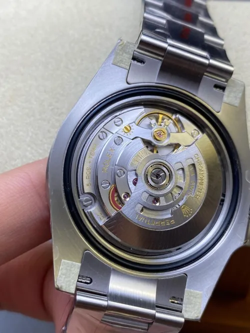 Montre Rolex GMT MASTER II 2025 (Clean / Clone)