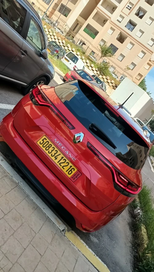 Renault Megane 4  2022 Itens