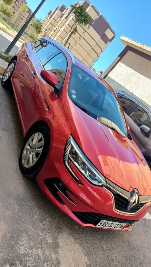 Renault Megane 4  2022 Itens