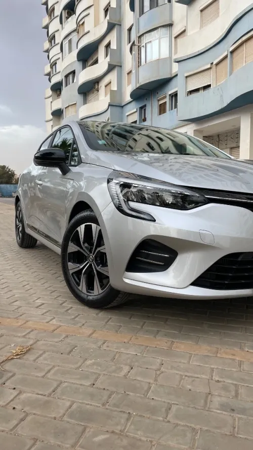 Renault Clio 5  2023 Evolution