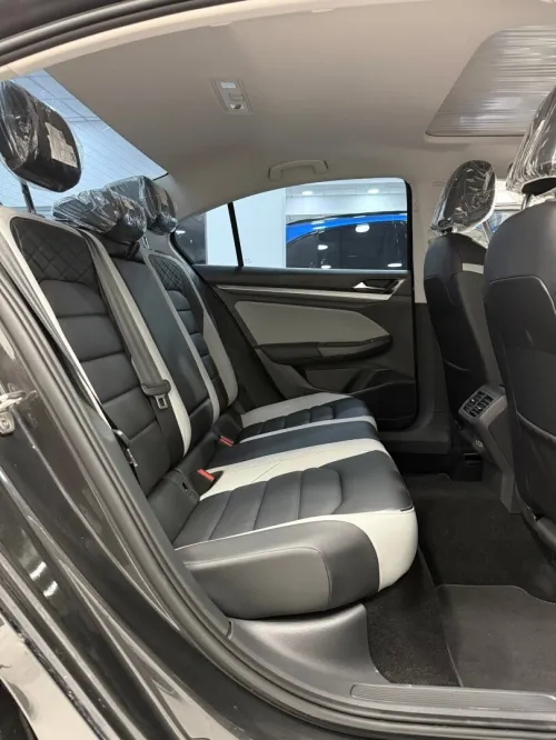 Volkswagen Bora 2025 Rline